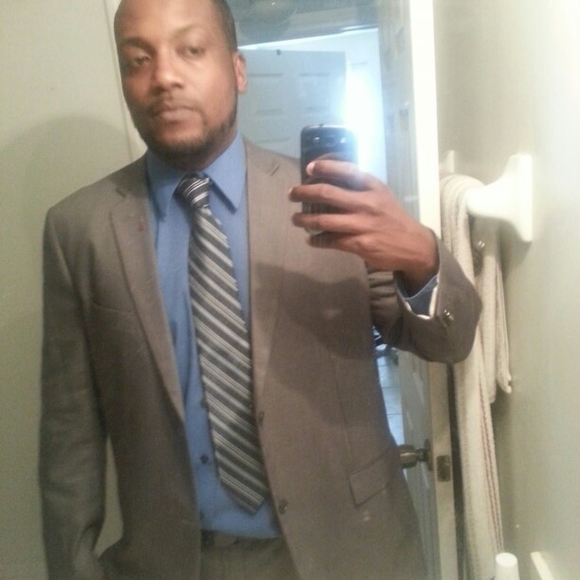 Meet your Posher, Dwight - Picture 1 of 1